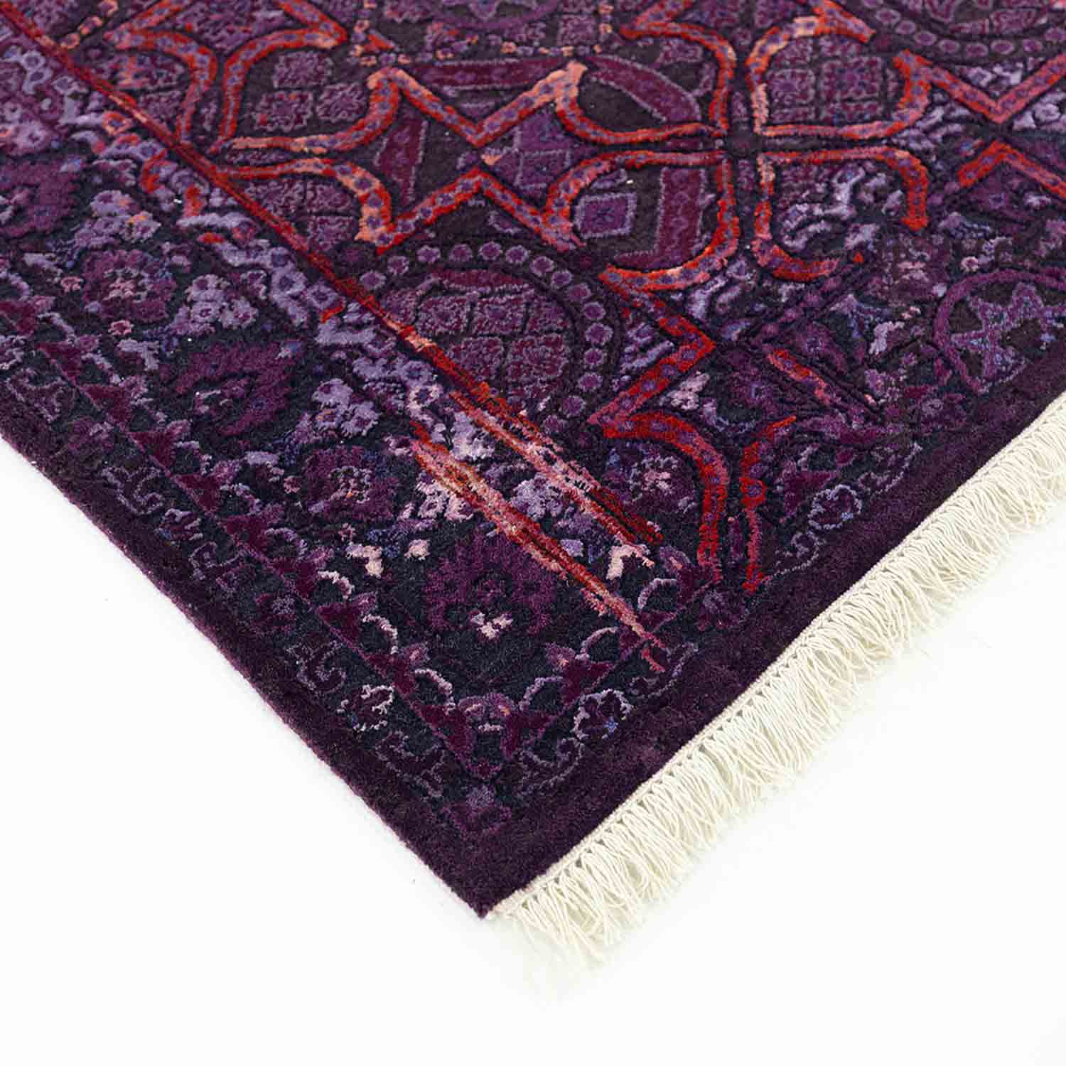 Amethyst Floral Hand Knotted Woollen And Viscose Rug view 5