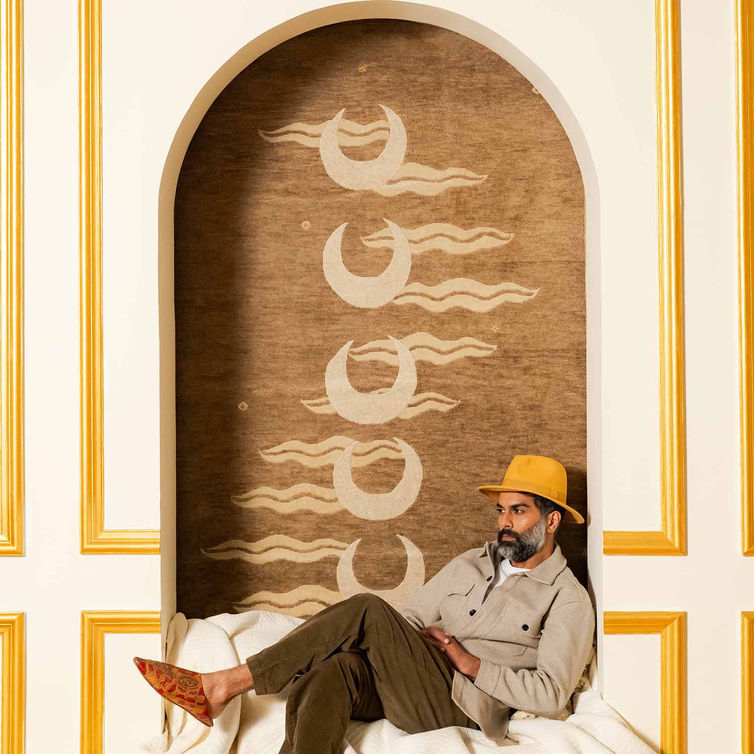 Chandmani Hand Knotted Woollen Rug – Wool & Silk Blend Hand Knotted carpet by Ajaypee Carpet