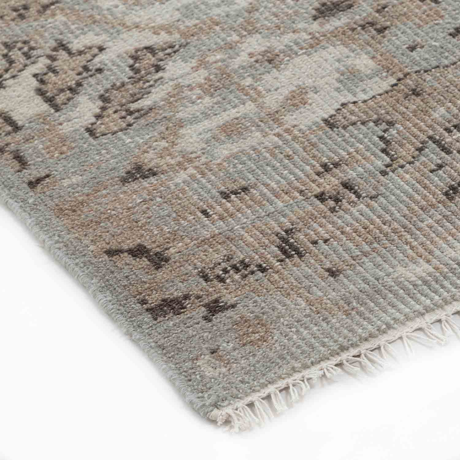 Anzura-5 Hand Knotted Woollen Rug view 2