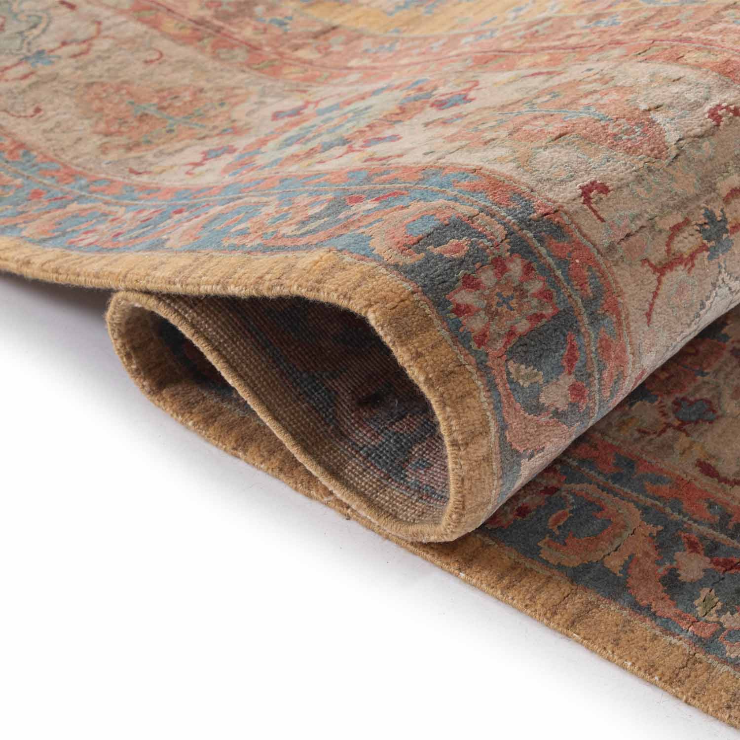 Angar Hand Knotted Woollen And Silk Rug view 2