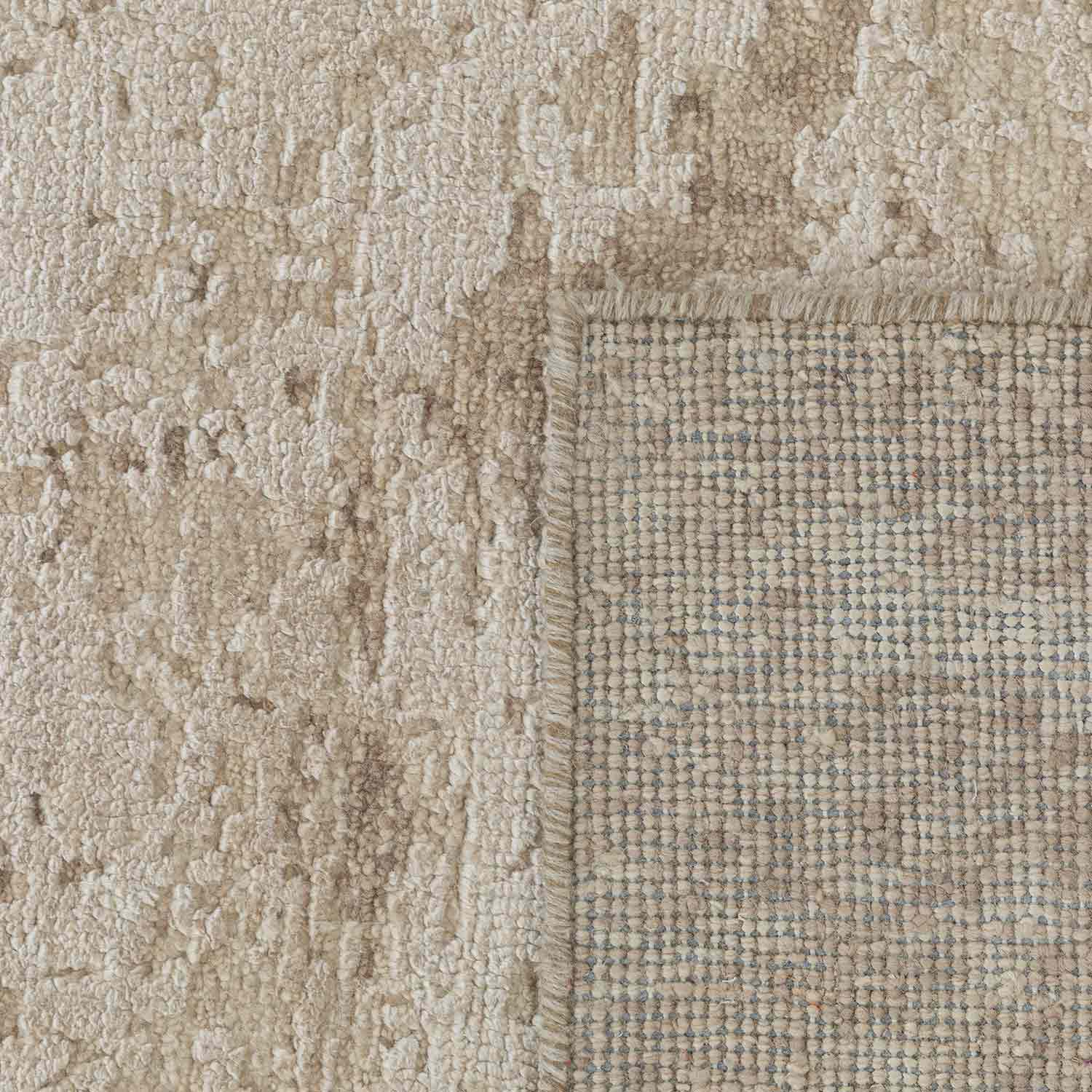 Aeris Hand Knotted Woollen And Bamboo Silk Rug view 7