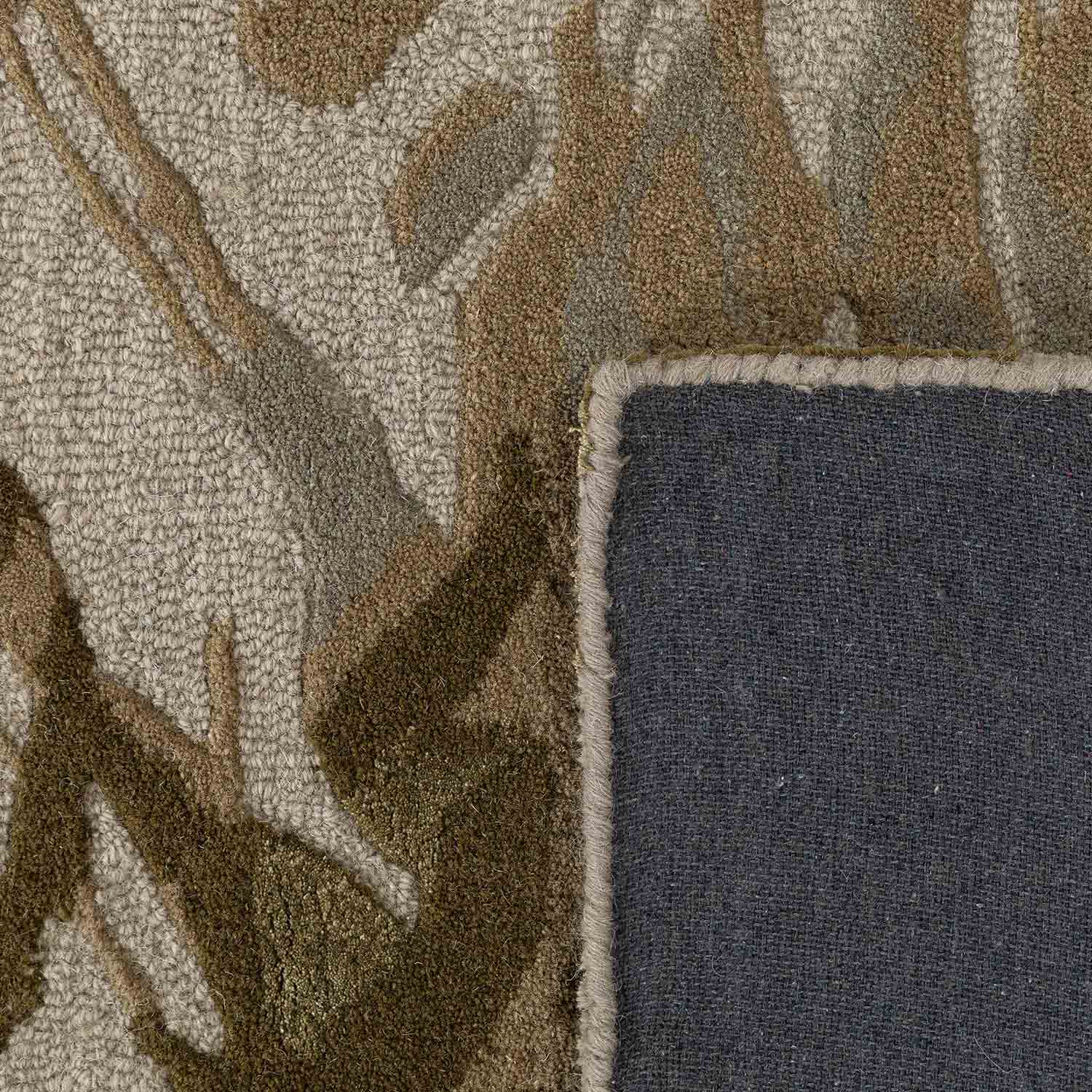 Algaform Hand Tufted Woollen Rug view 8