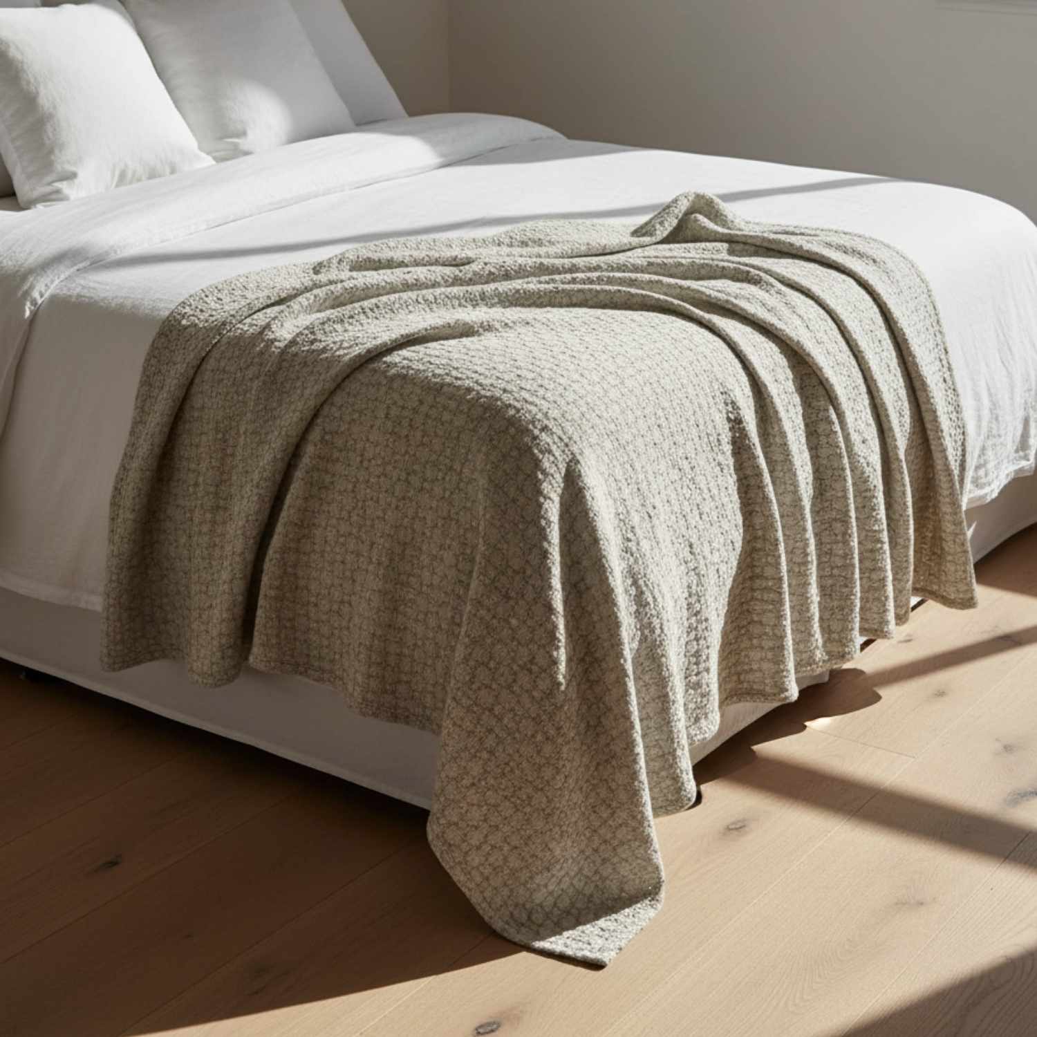 Chevron Cotton Jacquard Throw – Wool & Silk Blend Hand Knotted carpet by Ajaypee Carpet