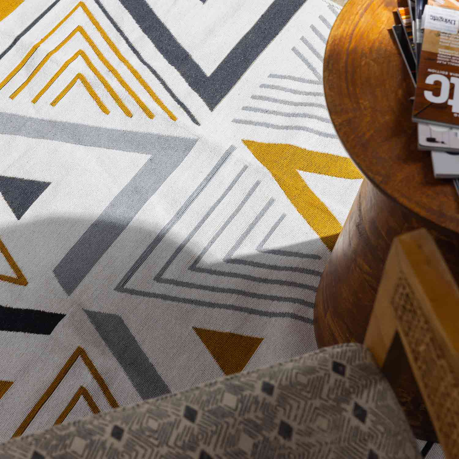 Arya Recycled Cotton Reversible Kilim view 4