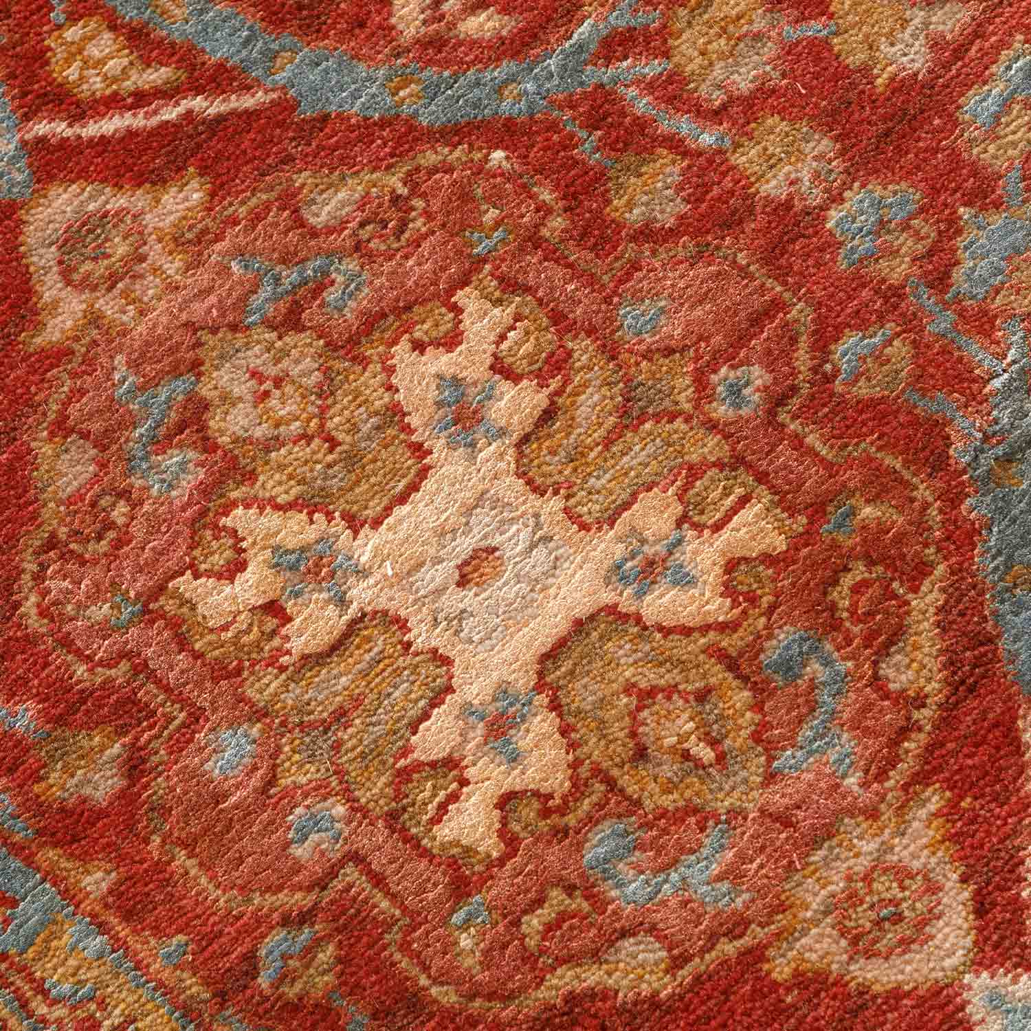 Bhairavi Hand Knotted Woollen And Silk Rug - Wool & Silk Blend - Hand Knotted - Ajaypee Carpets (Thumbnail 4)
