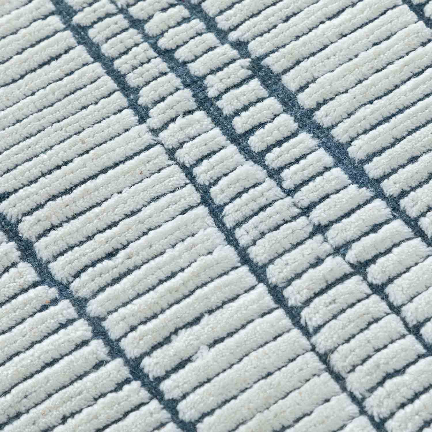 Carly Hand Knotted Woollen Rug - New Zealand Wool - Hand Knotted - Ajaypee Carpets (Thumbnail 3)