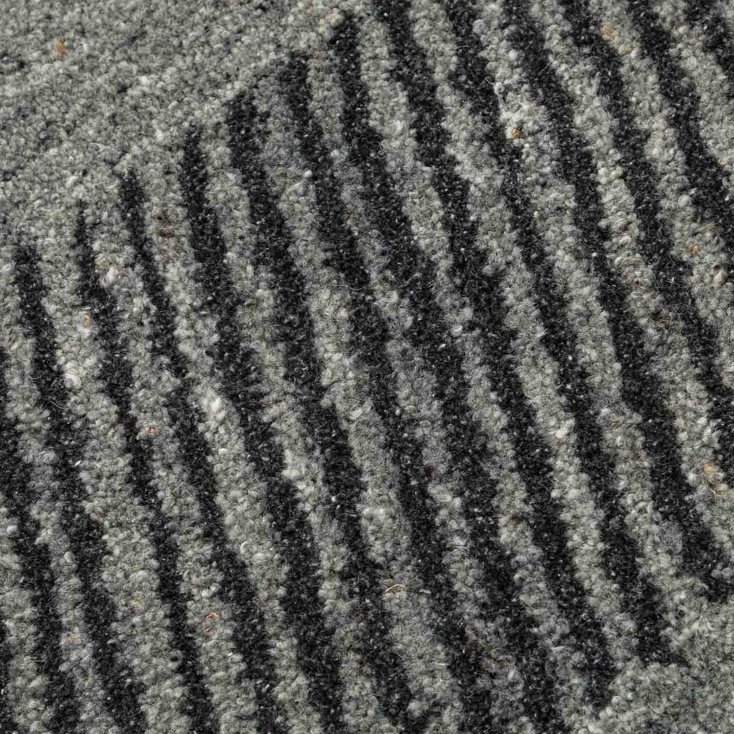 Cascade Hand Tufted Woollen Rug - New Zealand Wool - Hand Tufted - Ajaypee Carpets (Thumbnail 3)