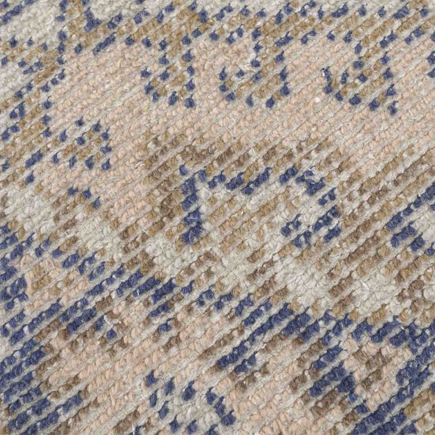Chalet Hand Knotted Round Rug - Wool & Silk Blend - Hand Knotted - Ajaypee Carpets (Thumbnail 3)