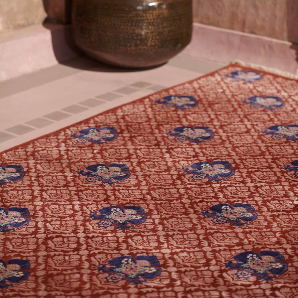 Cosette Hand Knotted Woollen and Viscose Rug - Wool & Viscose Blend - Hand Knotted - Ajaypee Carpets (Thumbnail 4)