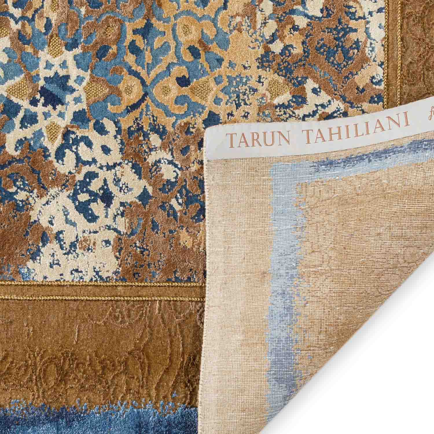 Elite Hand Knotted Woollen And Silk Rug by Tarun Tahiliani - Wool & Silk Blend - Hand Knotted - Ajaypee Carpets (Thumbnail 4)