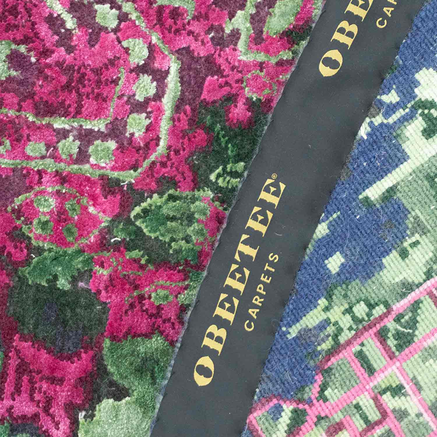 Emerald Necklace Hand Knotted Woollen And Viscose Round Rug By Smitha Zachariah - Wool & Viscose Blend - Hand Knotted - Ajaypee Carpets (Thumbnail 8)