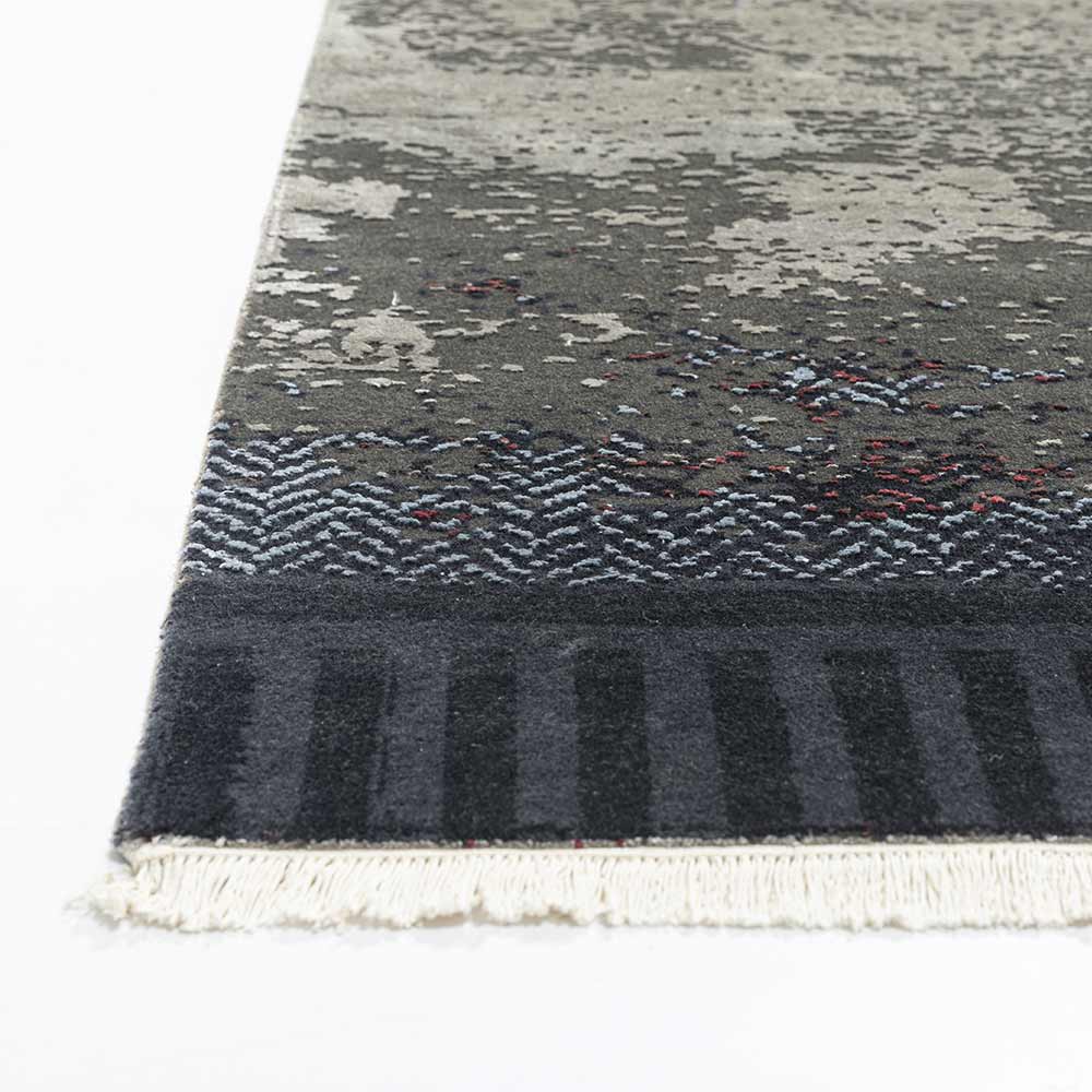 Enviced Glory Hand knotted Woollen and Silk Rug By Shantanu And Nikhil - Wool & Silk Blend - Hand Knotted - Ajaypee Carpets (Thumbnail 4)
