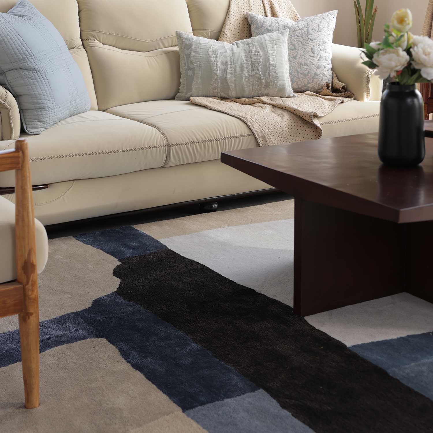Abstract Hand Tufted Woollen And Viscose Rug - Wool & Viscose Blend - Hand Tufted - Ajaypee Carpets (Thumbnail 4)