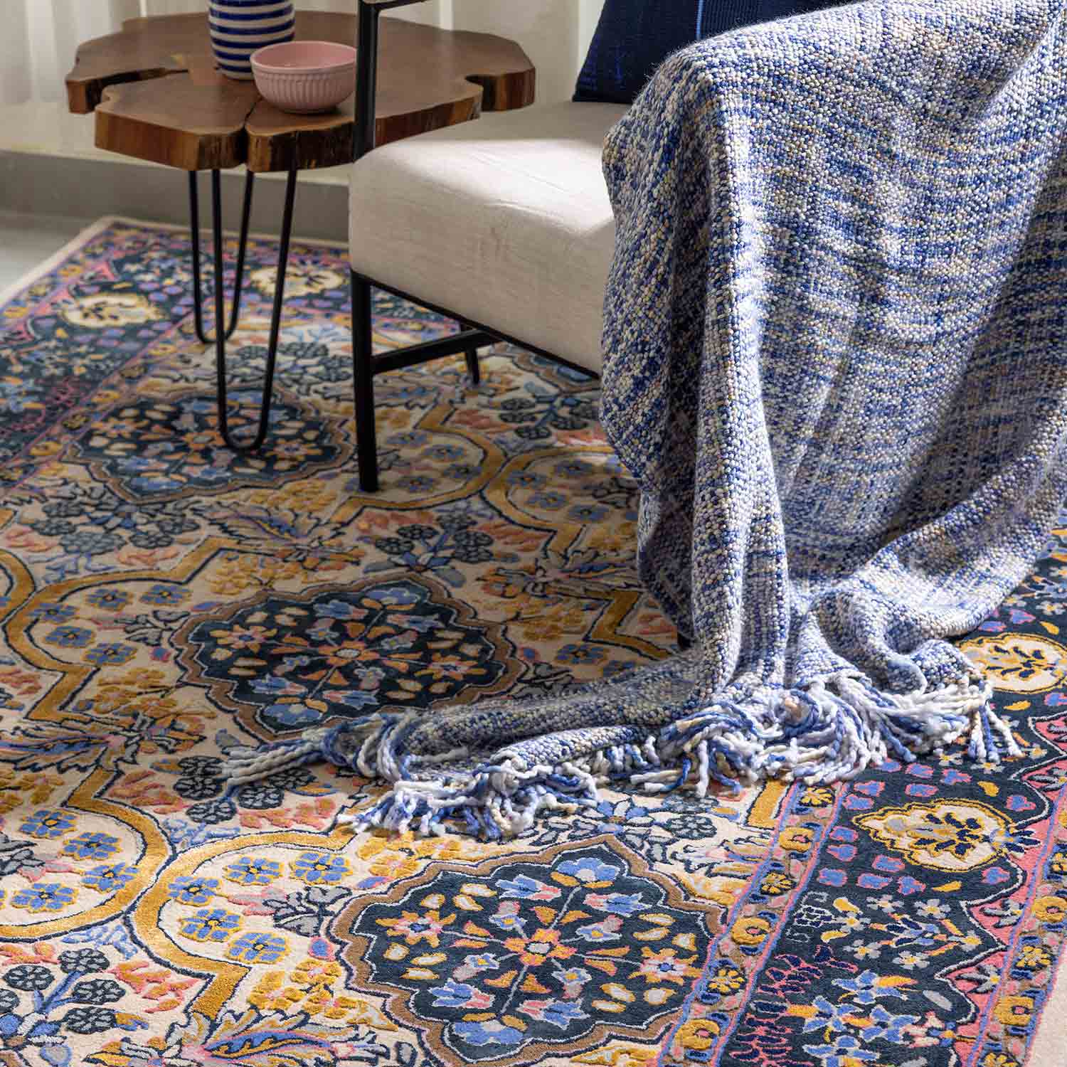 Alanaa Hand Tufted Woollen And Viscose Rug - Wool & Viscose Blend - Hand Tufted - Ajaypee Carpets (Thumbnail 3)