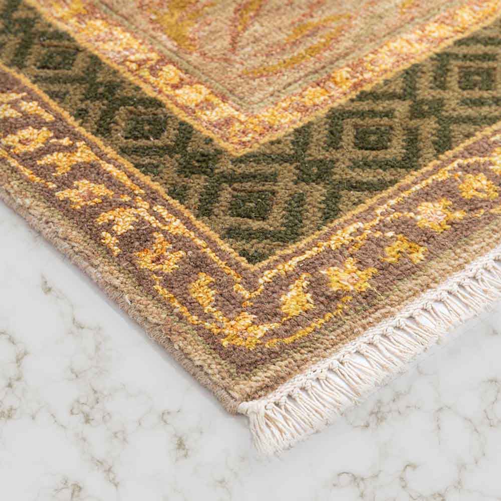 Aman Hand Knotted Woollen and Viscose Rug - Wool & Viscose Blend - Hand Tufted - Ajaypee Carpets (Detail)