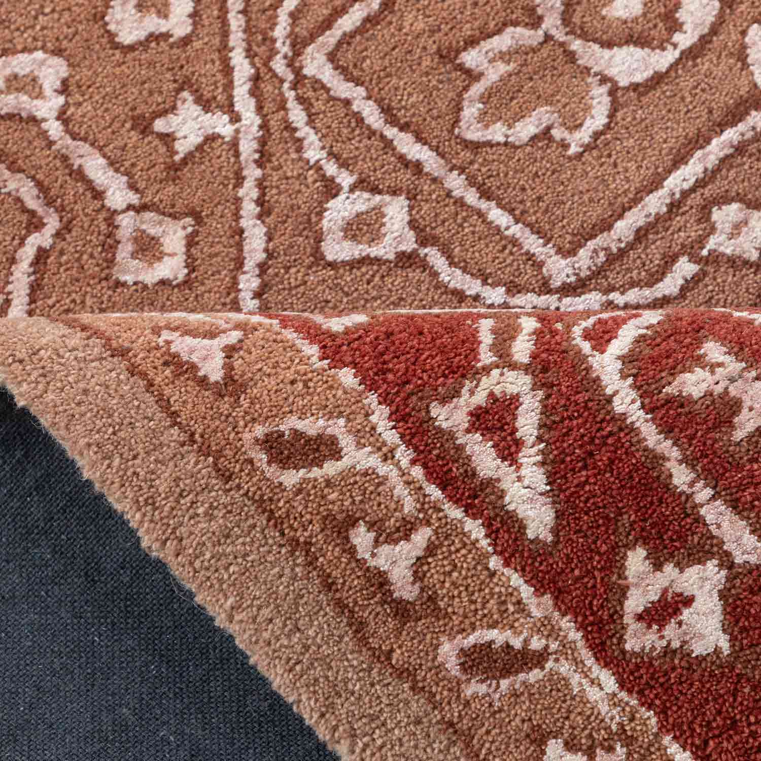 Aurang Hand Tufted Woolen And Viscose Rug - Wool & Viscose Blend - Hand Tufted - Ajaypee Carpets (Thumbnail 5)