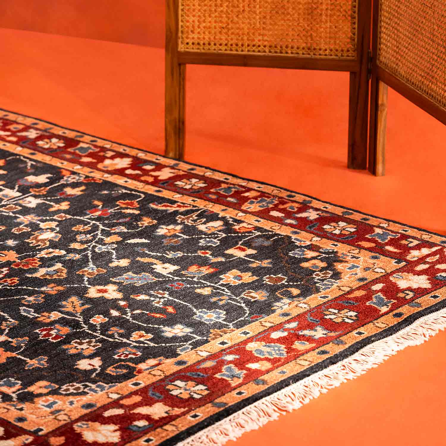 Aylin Hand Knotted Woollen Rug - New Zealand Wool - Hand Knotted - Ajaypee Carpets (Thumbnail 3)