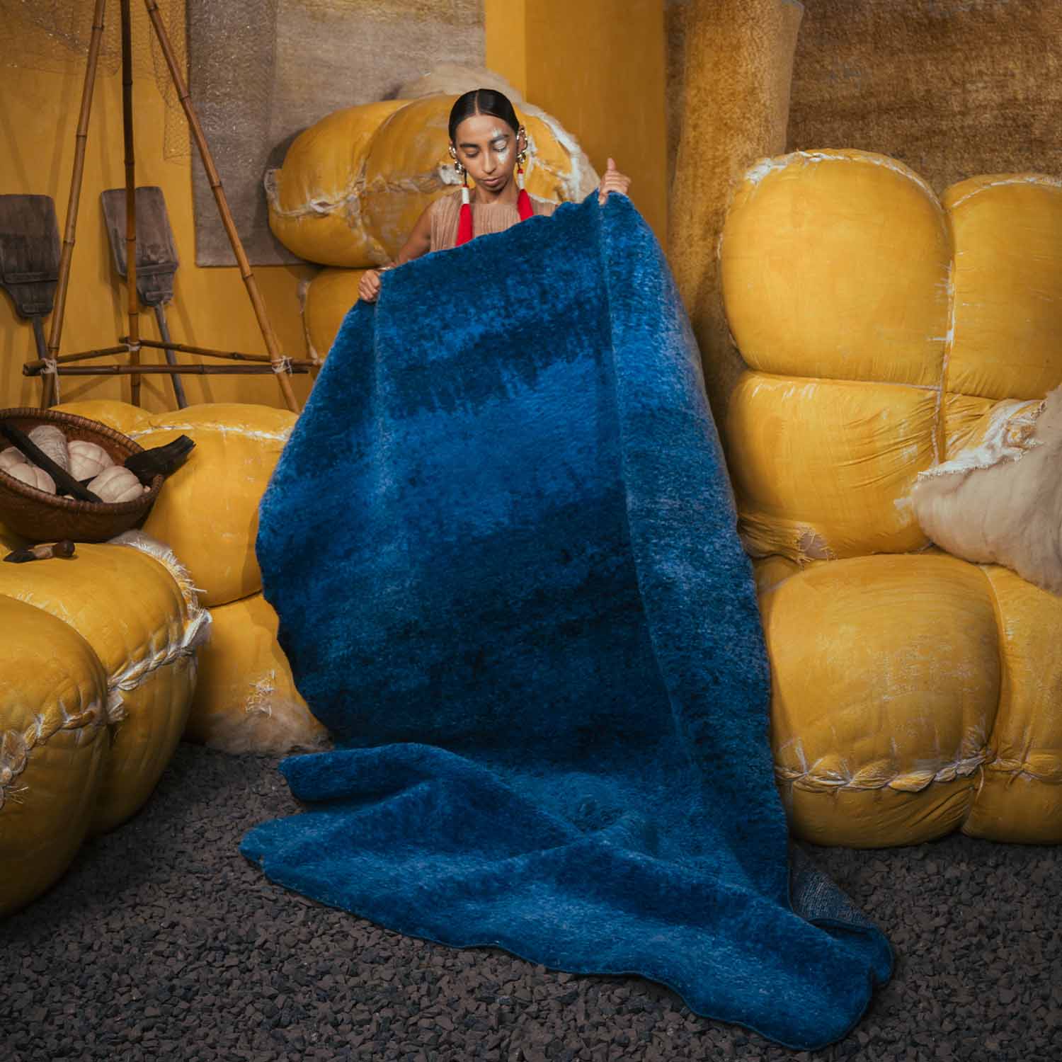Azure Hand Knotted Woollen And Silk Rug – Wool & Silk Blend Hand Knotted handmade carpet by Ajaypee Carpets