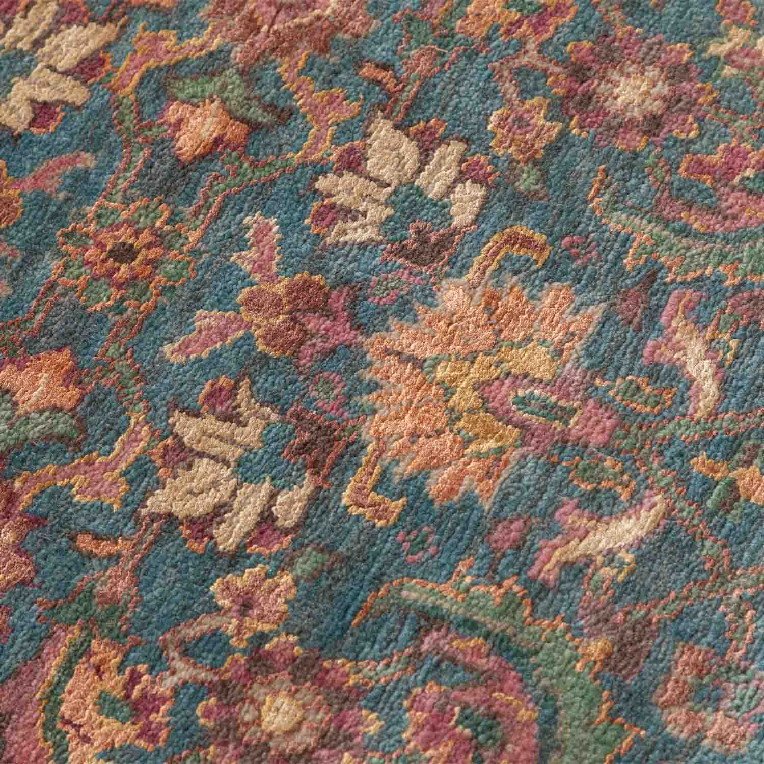 Behag Hand Knotted Woollen And Silk Rug - Wool & Silk Blend - Hand Knotted - Ajaypee Carpets (Thumbnail 4)