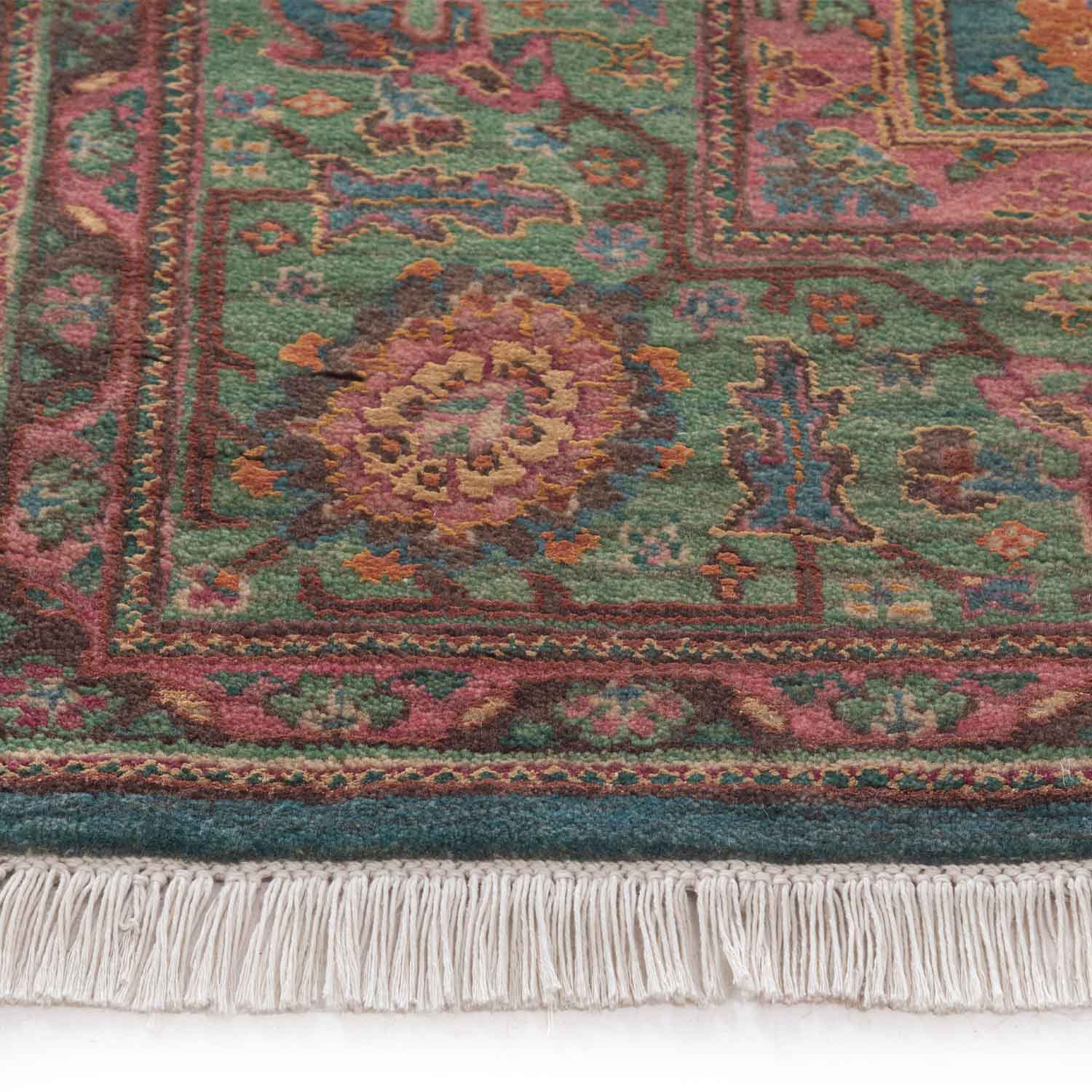 Behag Hand Knotted Woollen And Silk Rug - Wool & Silk Blend - Hand Knotted - Ajaypee Carpets (Thumbnail 5)