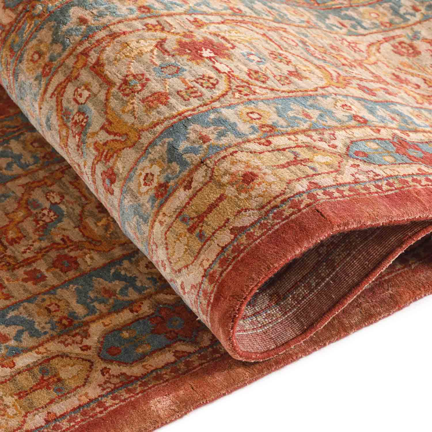Bhairavi Hand Knotted Woollen And Silk Rug - Wool & Silk Blend - Hand Knotted - Ajaypee Carpets (Detail)