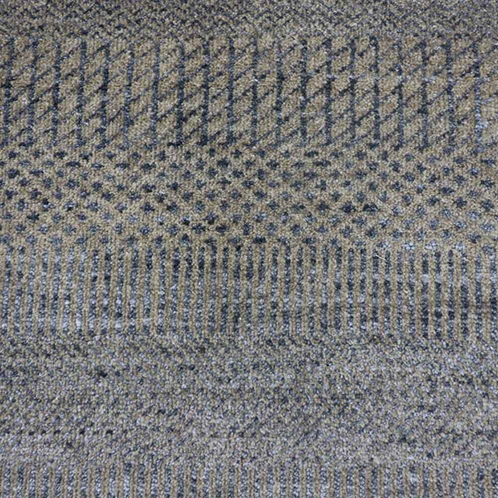 Bree Hand Knotted Woollen And Viscose Rug - Wool & Viscose Blend - Hand Knotted - Ajaypee Carpets (Detail)