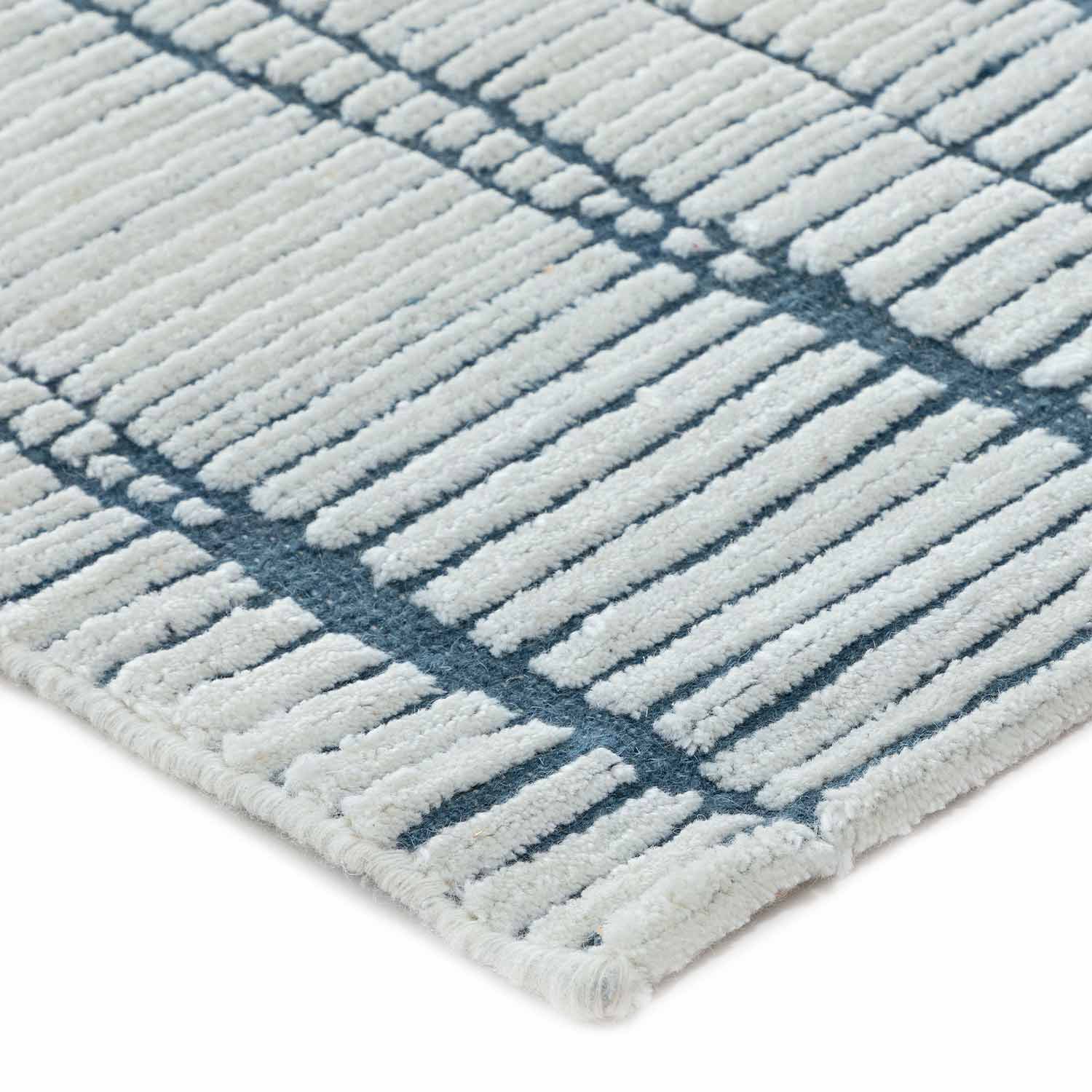 Carly Hand Knotted Woollen Rug - New Zealand Wool - Hand Knotted - Ajaypee Carpets (Detail)
