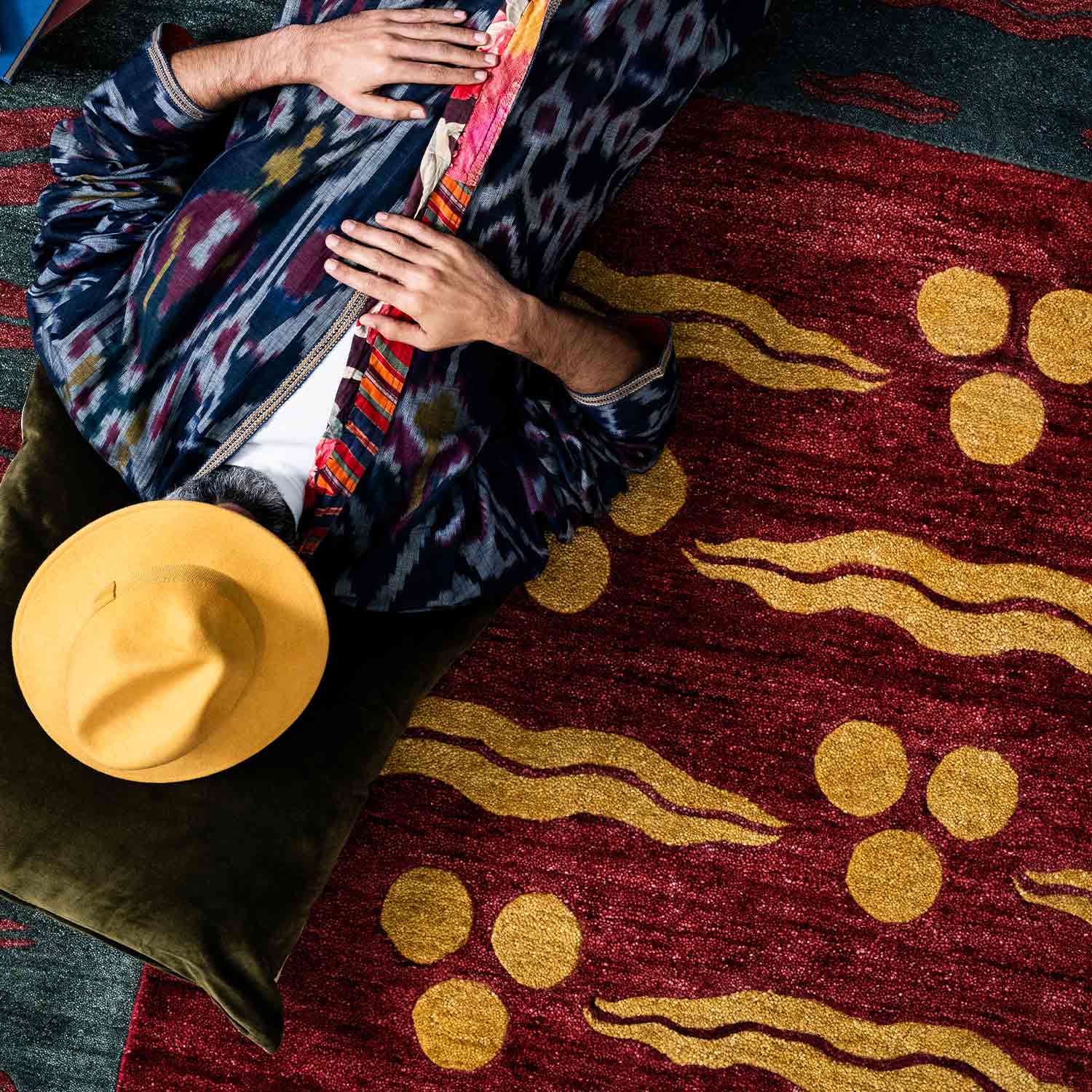 Chintamani reprise Hand Tufted Woolen Rug By Eeshaan Kashyap - New Zealand Wool - Hand Tufted - Ajaypee Carpets