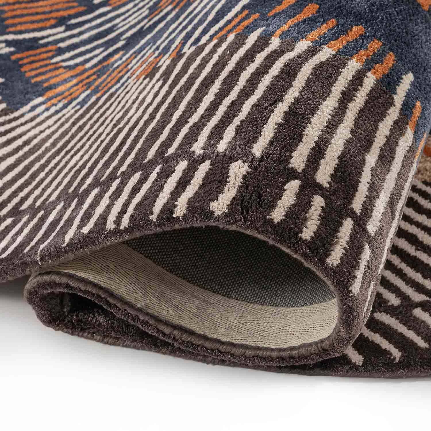 Elira Hand Tufted Viscose Rug - Viscose (Art Silk) - Hand Tufted - Ajaypee Carpets (Thumbnail 3)