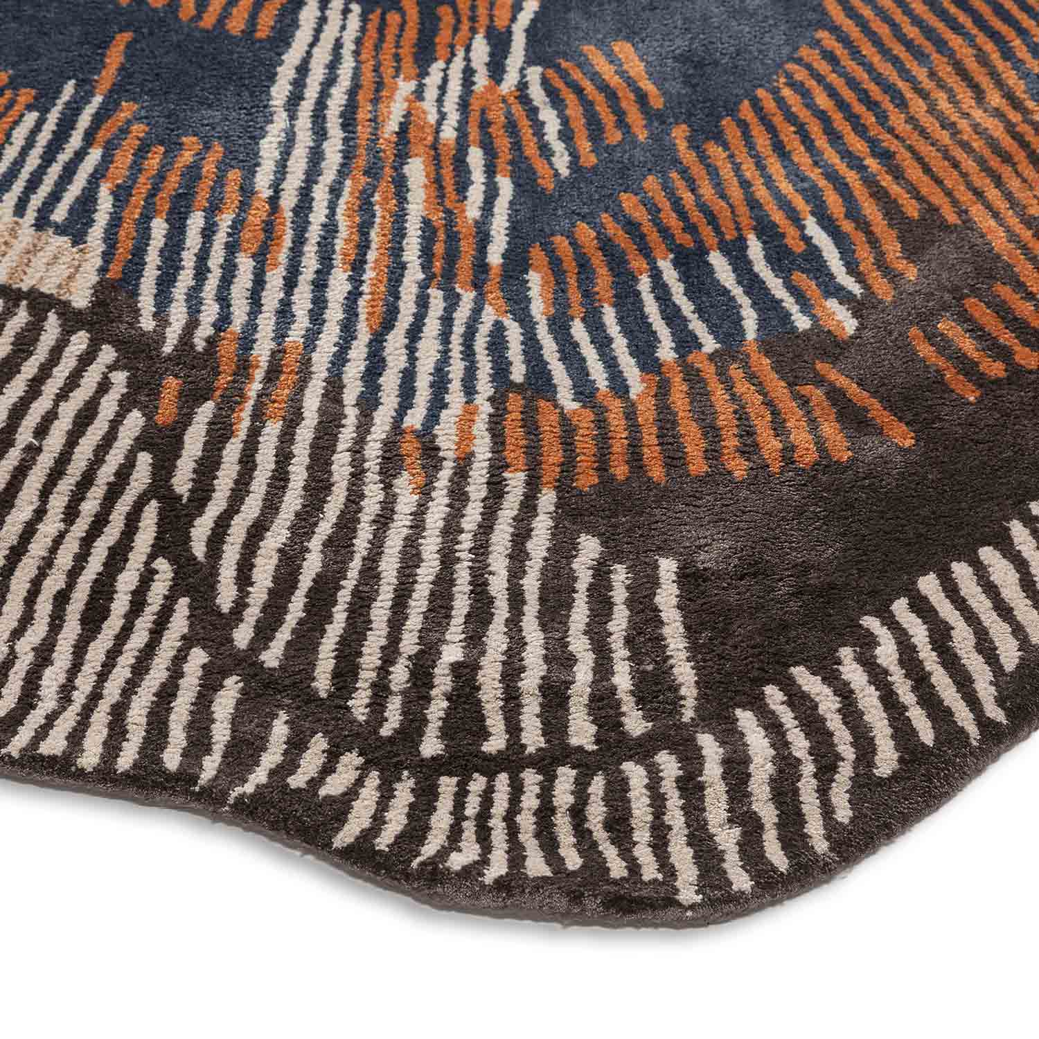 Elira Hand Tufted Viscose Rug - Viscose (Art Silk) - Hand Tufted - Ajaypee Carpets (Thumbnail 7)