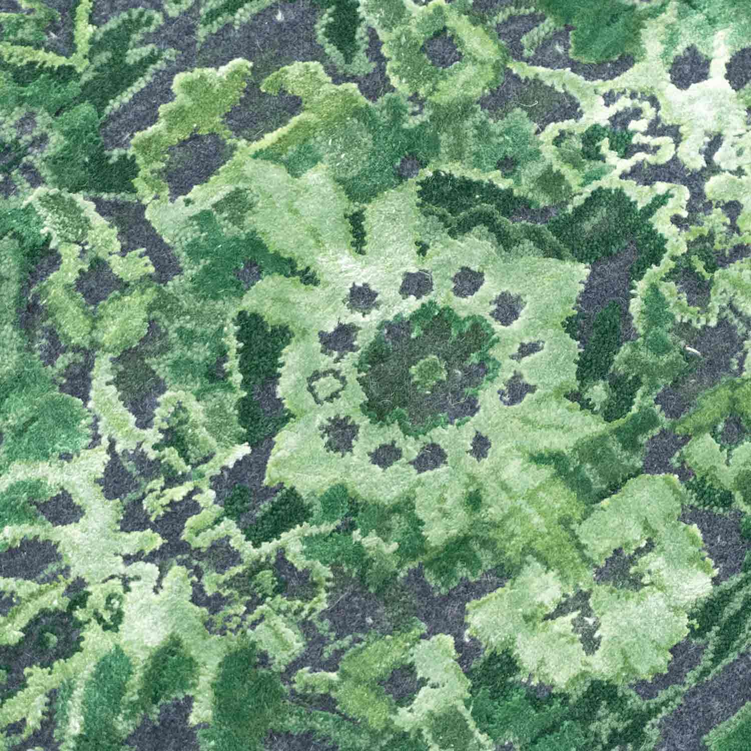 Emerald Necklace Hand Knotted Woollen And Viscose Round Rug By Smitha Zachariah - Wool & Viscose Blend - Hand Knotted - Ajaypee Carpets (Thumbnail 5)