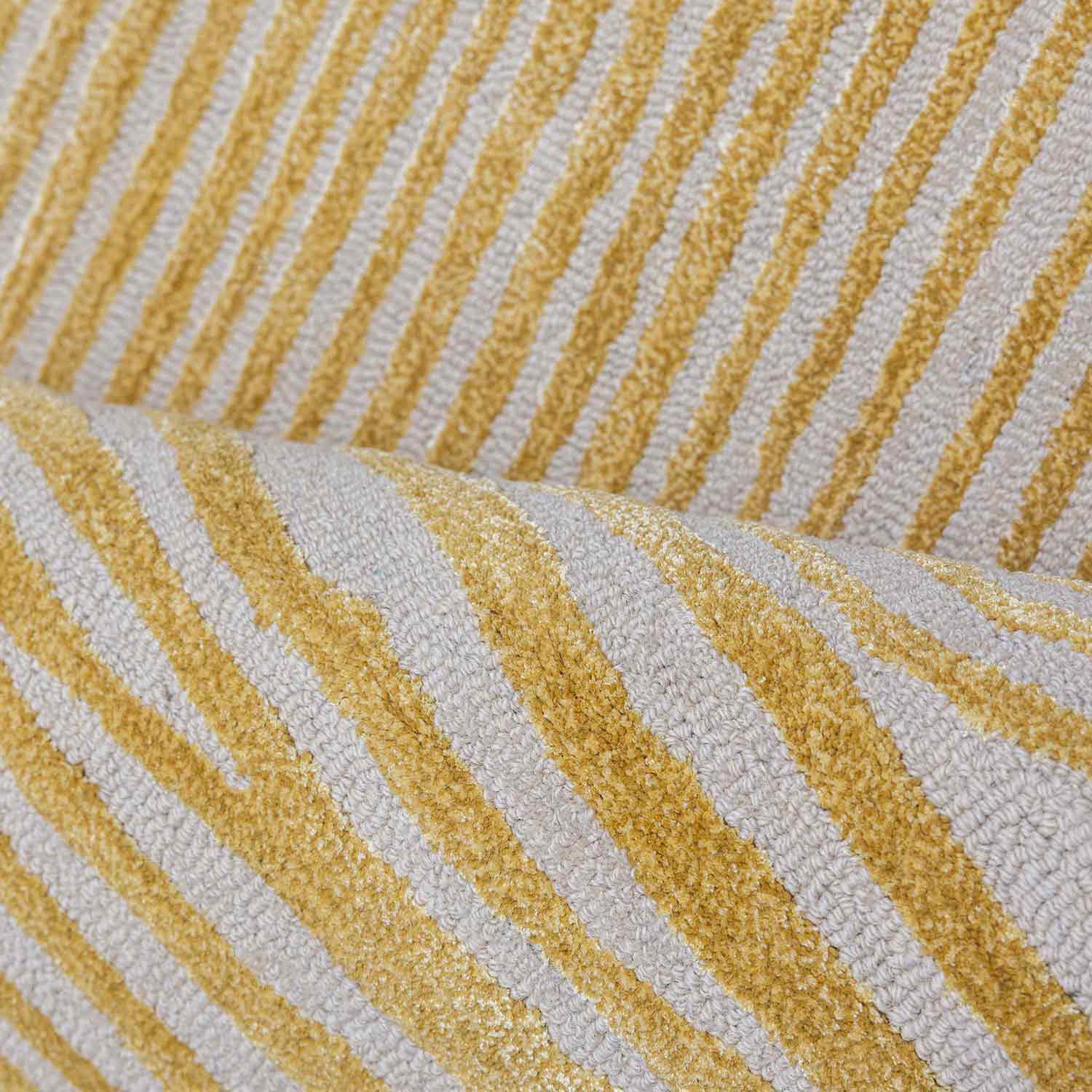 Eshaq Hand Tufted Woollen And Viscose Rug - Wool & Viscose Blend - Hand Tufted - Ajaypee Carpets (Thumbnail 5)