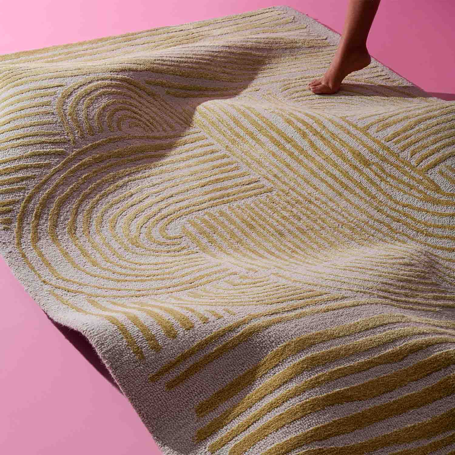 Eshaq Hand Tufted Woollen And Viscose Rug – Wool & Viscose Blend Hand Tufted handmade carpet by Ajaypee Carpets